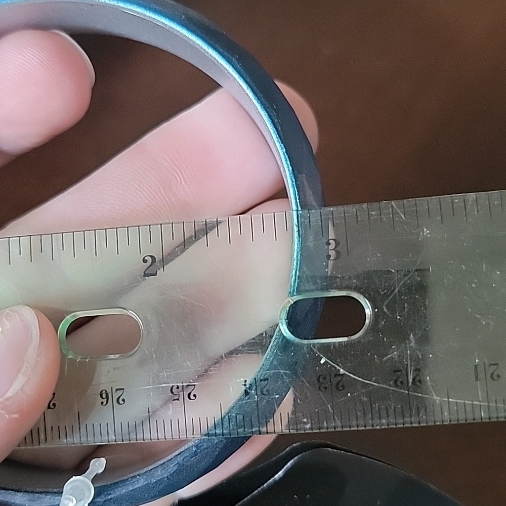 (J20) 9 plastic braclets - Picture 3 of 3